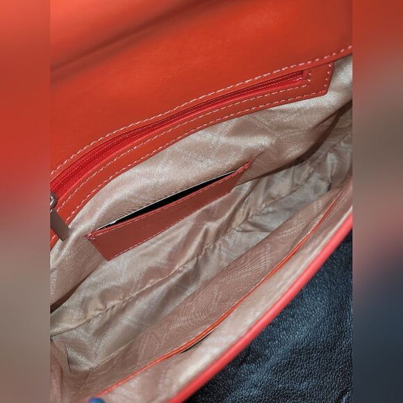 NWT French Connection Layla Shoulder Bag - Picture 9 of 13